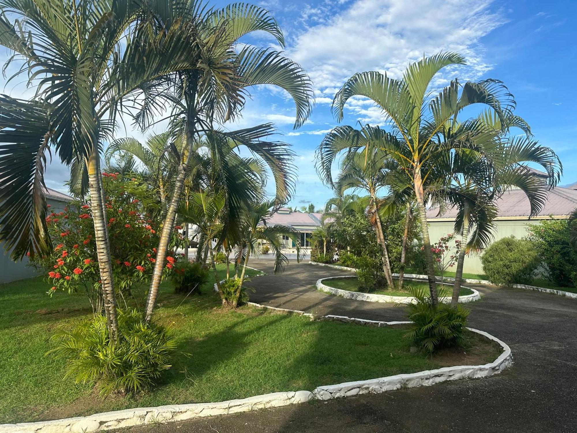 Funworld Plaza Hotel Nadi Exterior foto